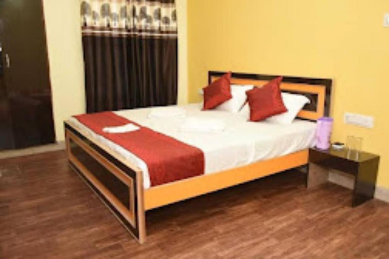 Goroomgo Varanasi Paradise Varanasi Exteriör bild